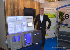 ReduNOx: Martijn Joore bij de FertiCO2 rookgasreiniger.